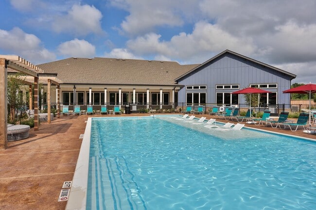 Photo - 1720 at Harvey