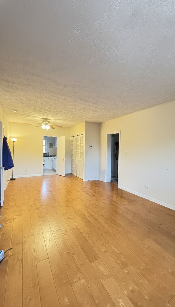 Photo - 935 Baxter St Unit 4