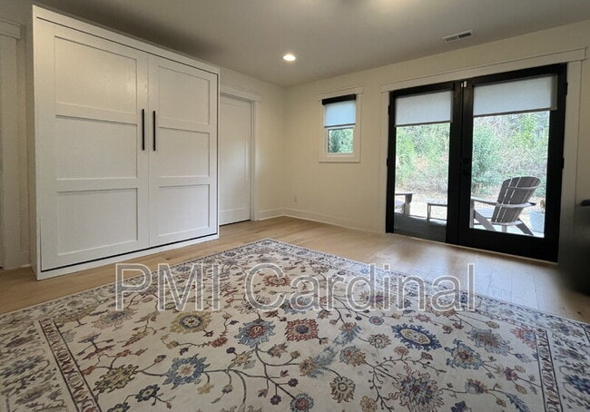 Photo - 3121 Colyer Pl