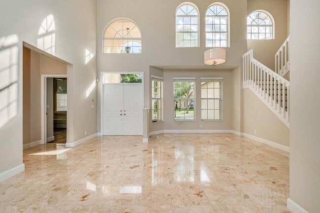 Photo - 2670 Palmer Pl