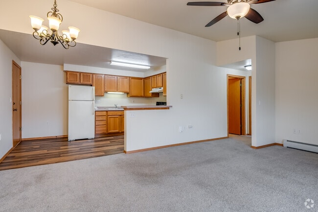 1BR, 1BA - 860SF - Living Room