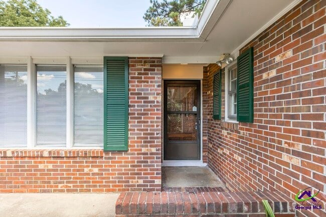 Photo - 203 Todd Cir