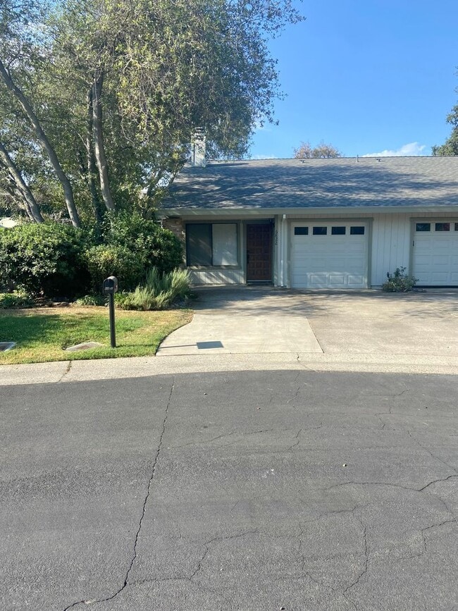 Photo - #fol6820 Unit 6822