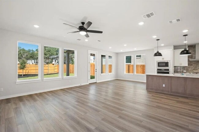 Photo - 356 Milkwood Ter