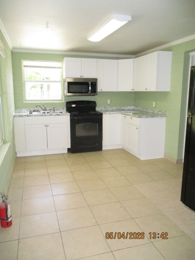 Photo - 3 bedroom, 1.5 bath, Garage