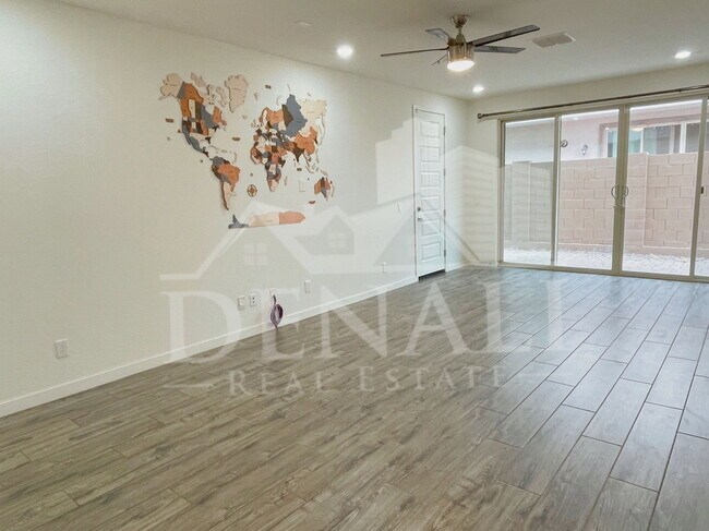 Photo - 17155 N 9th Pl