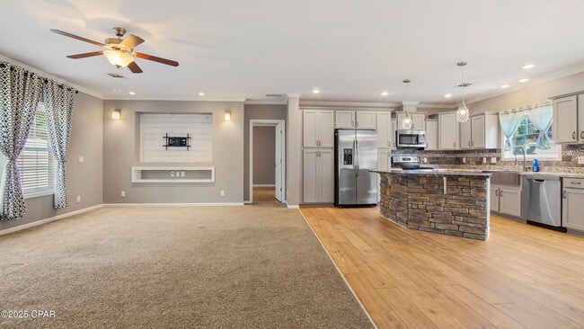Building Photo - 108 N San Souci Blvd Rental