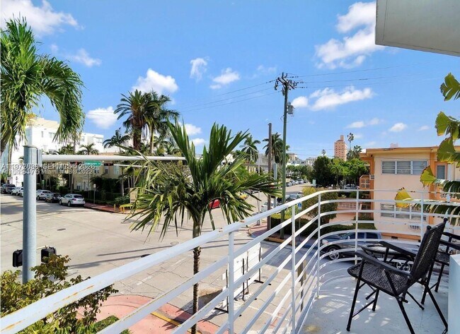 Photo - 601 11th St Unit 207