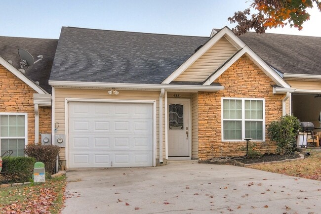 Photo - Townhouse w/ 1 Car Garage