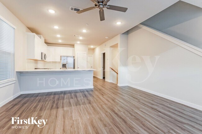 Photo - 18427 Idyllic Aly