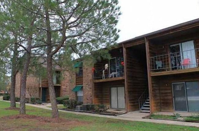 Building Photo - 904 University Oaks Blvd Unit 904 University Oaks Blvd