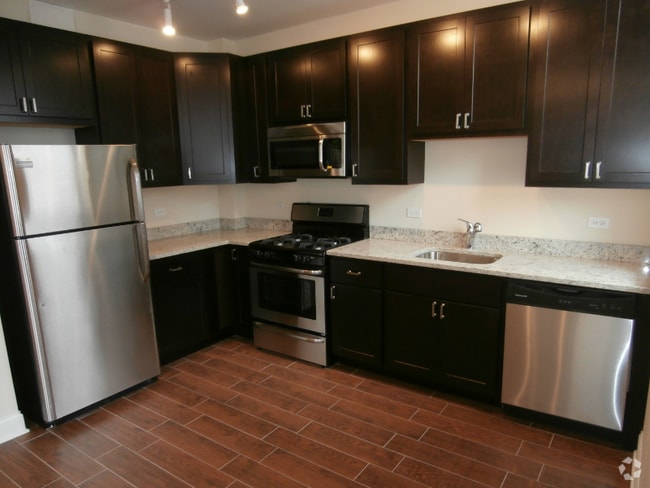 Building Photo - 5402 N Winthrop Ave Unit Gdn Rental