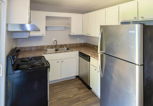 Photo - 1000 Beacon Pkwy E Unit 1047