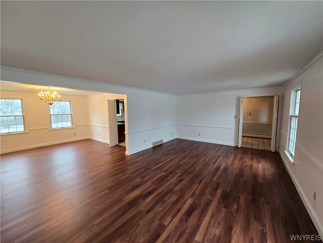 Photo - 2287 Long Rd