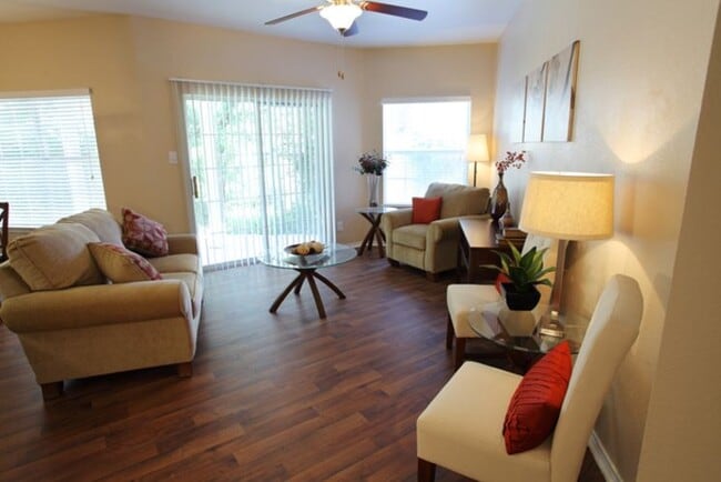 Photo - 350 Cypress Creek Road Unidad 11312