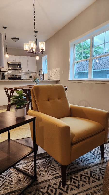 Photo - 435 Elm St NW Unidad B