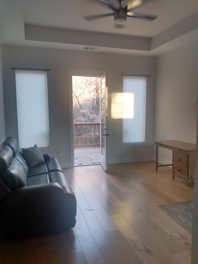 Photo - 761 Pearl Cove