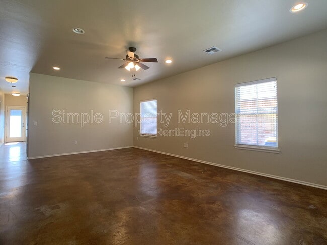 Photo - 14628 1st St