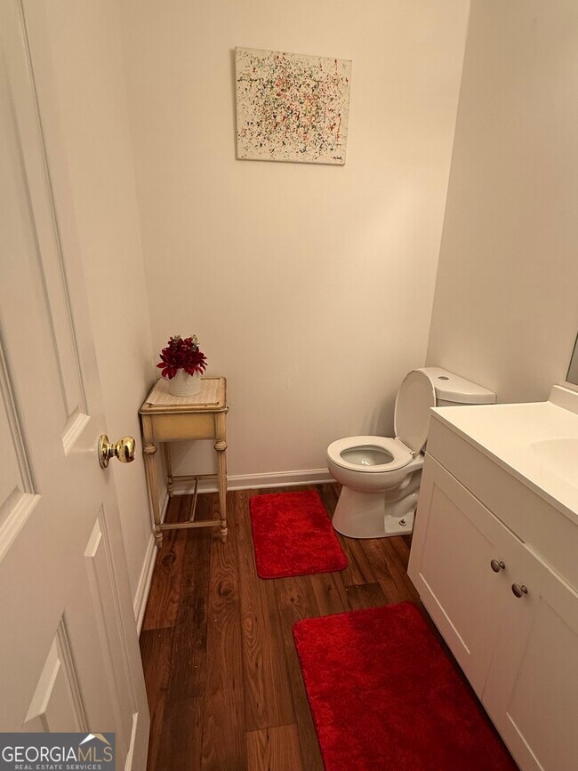 Photo - 661 Longbow Ct