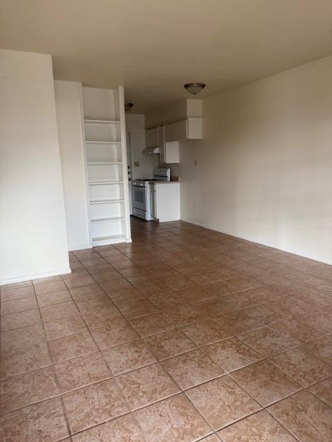 Photo - 814 Hazelton St