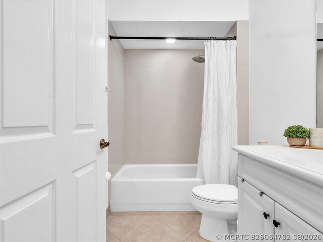 Photo - 8025 NW 127th Ln Unit 4-C