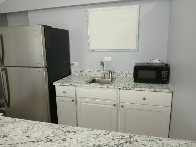 Photo - 204 Southwood Rd