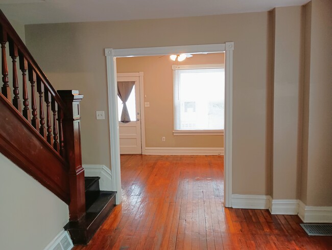 Photo - 513 Hanover St