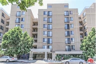 Building Photo - 625 S Berendo St Unit 509