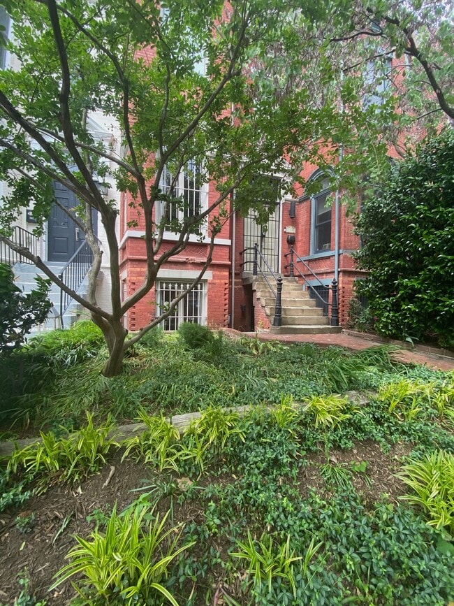 Photo - 1507 R St NW