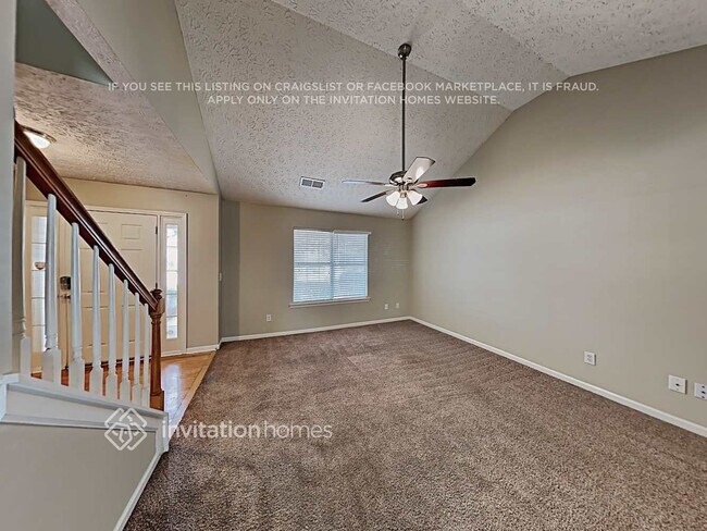 Photo - 1825 Midcourt Way