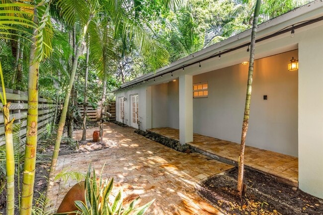 Photo - 4235 Lennox Dr