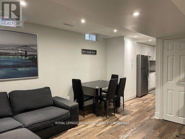 Photo - 107 Coles Ave