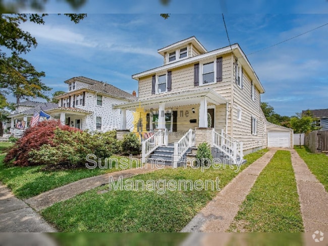 Building Photo - 3708 Amherst St Rental