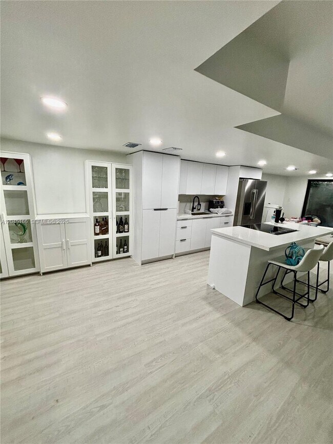 Photo - 8010 NW 27th Pl