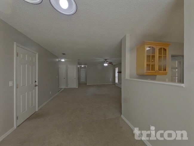 Photo - 7091 Beechfern Ln S