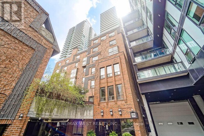 Photo - 19 Dundonald St Unité 404