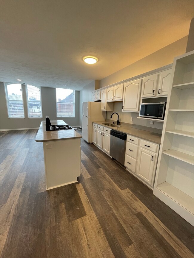 Photo - 1500 E Carson St Unidad 3rd Floor