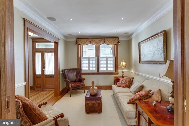 Photo - 1654 33rd St NW