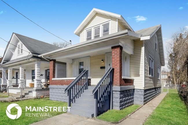 Photo - 1821 W Lee St