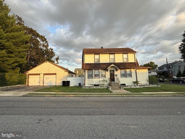 Building Photo - 101 S Glenwood Ave Rental