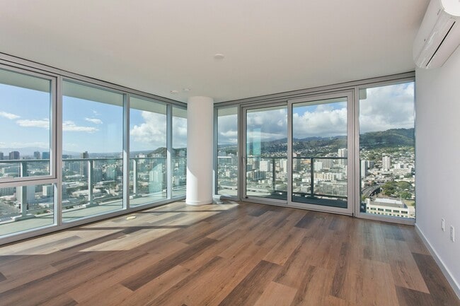 Building Photo - 1515 Liona St Unit 3518