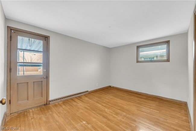 Photo - 2828 Snow Rd Unit 2/UP