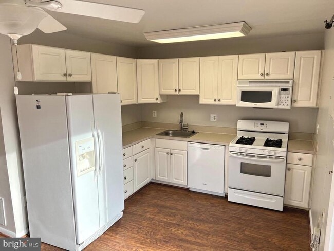 Photo - 13219 Keach Pl