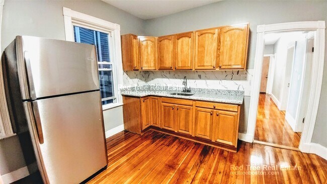 Photo - 12 Dalrymple St Unit 3