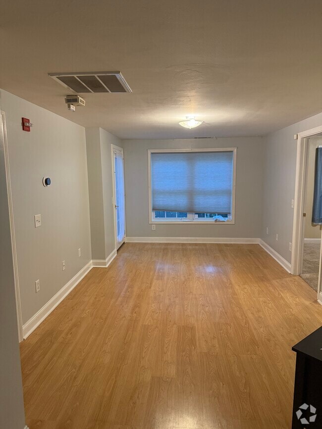 Building Photo - 6 Crestview Cir Unit 125 Rental
