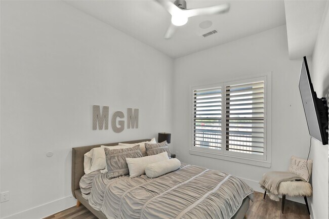 Photo - 15260 TX-105 Unit 412