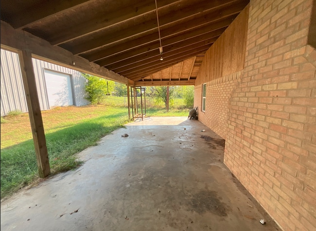 Photo - 650 W Ohio St