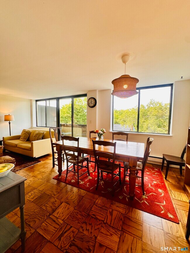Photo - 155 Brewster St Unit 4H