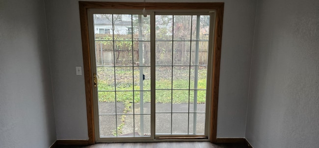 Photo - 1109 State St