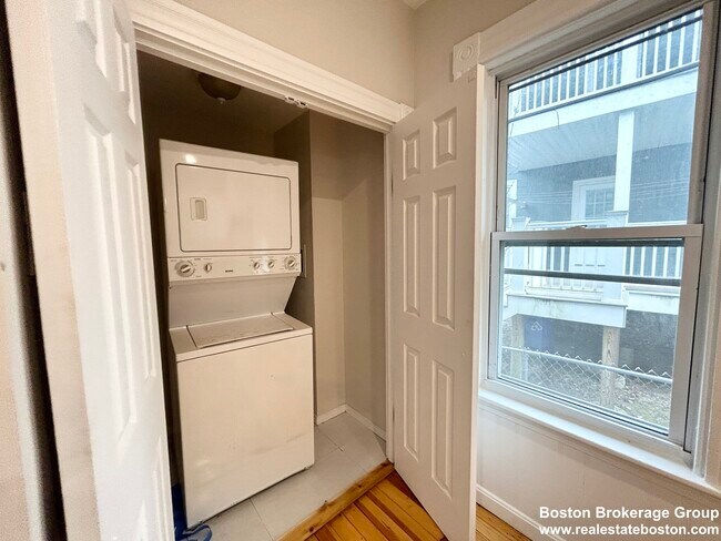 Photo - 12 Buttonwood St Unit 1